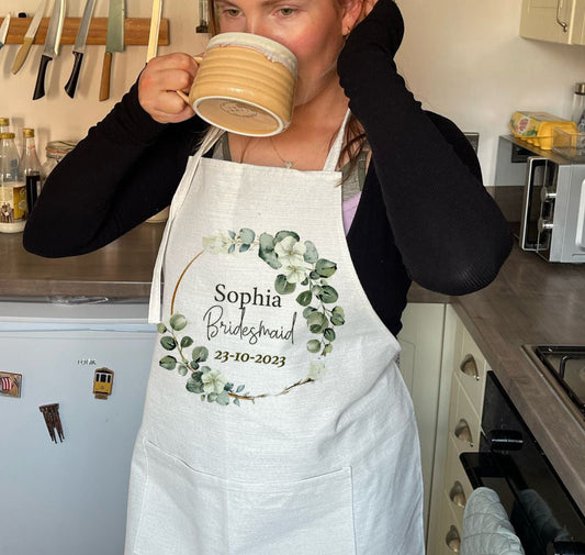 Personalised White Floral Design Quality Linen Apron Gift Set